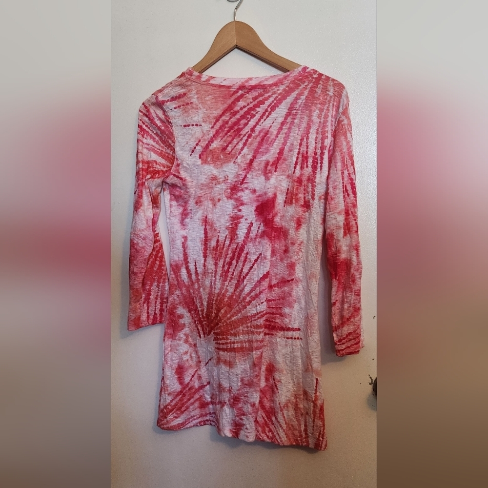 David Cline Pink and White Tie-Dye Top - Picture 4 of 4